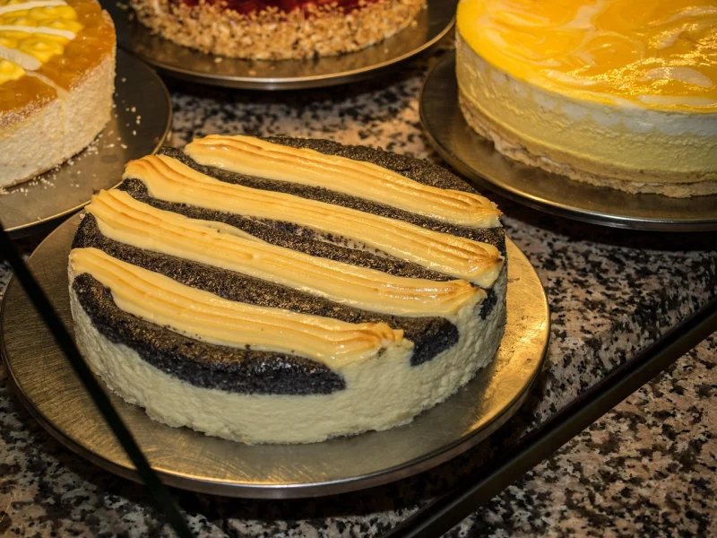 Bolo salgado de pão de forma e frango